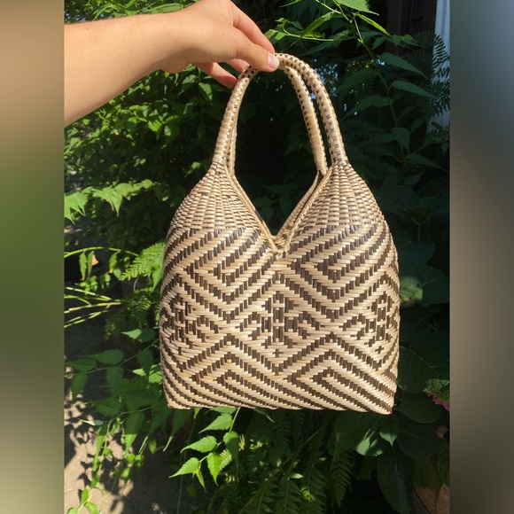 NWOT Handmade Natural Fiber Basket Purse - Picture 3 of 9